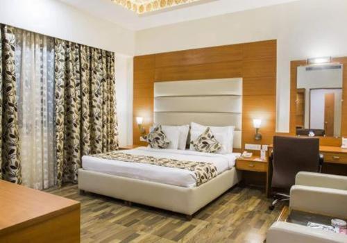 Grand Continental Hotel Prayagraj Extérieur photo