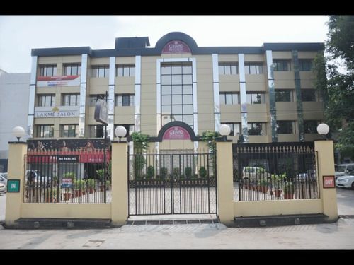 Grand Continental Hotel Prayagraj Extérieur photo
